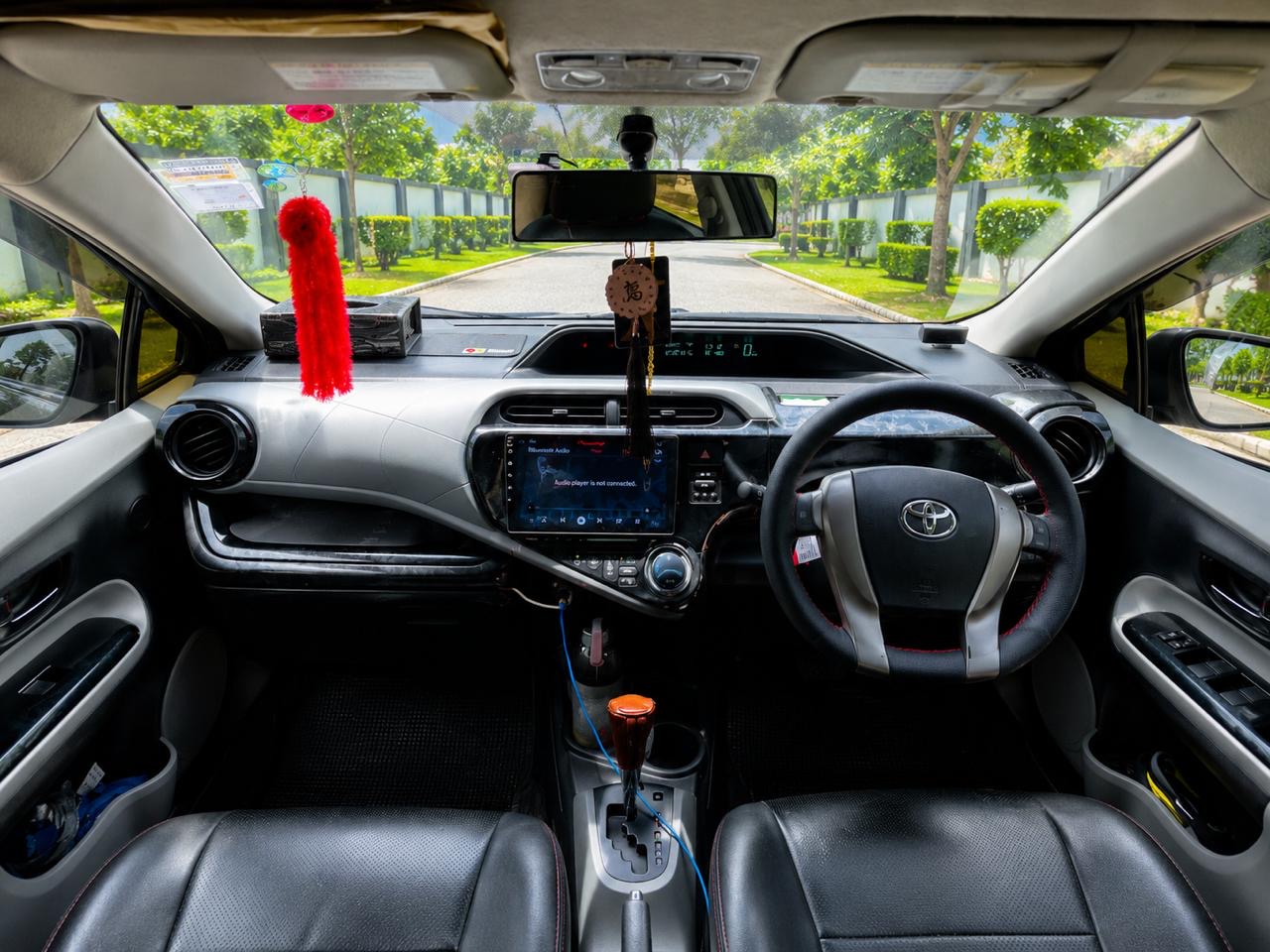 Toyota Aqua 2012 - பயன்படுத்தப்பட்டது கார் sale in Sri Lanka - patpat.lk