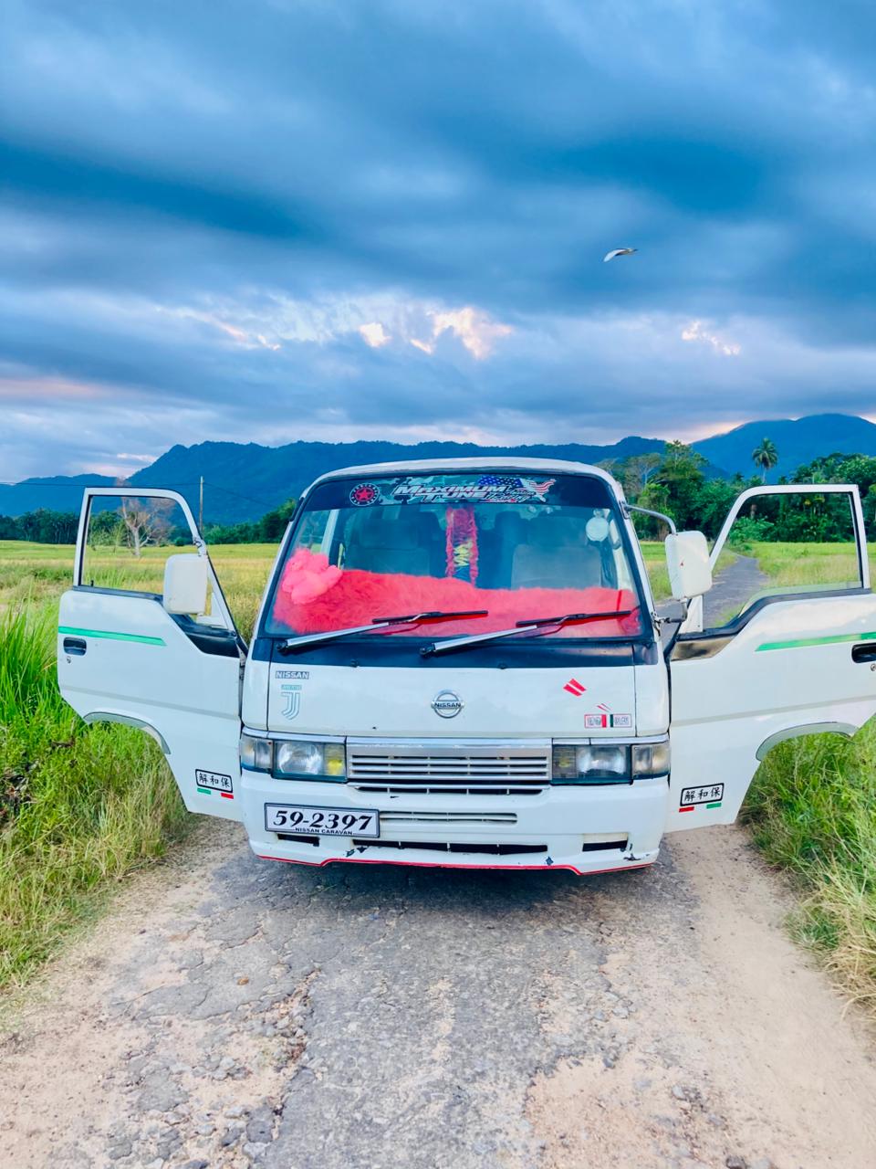 Nissan Caravan 1997 ads-image-1