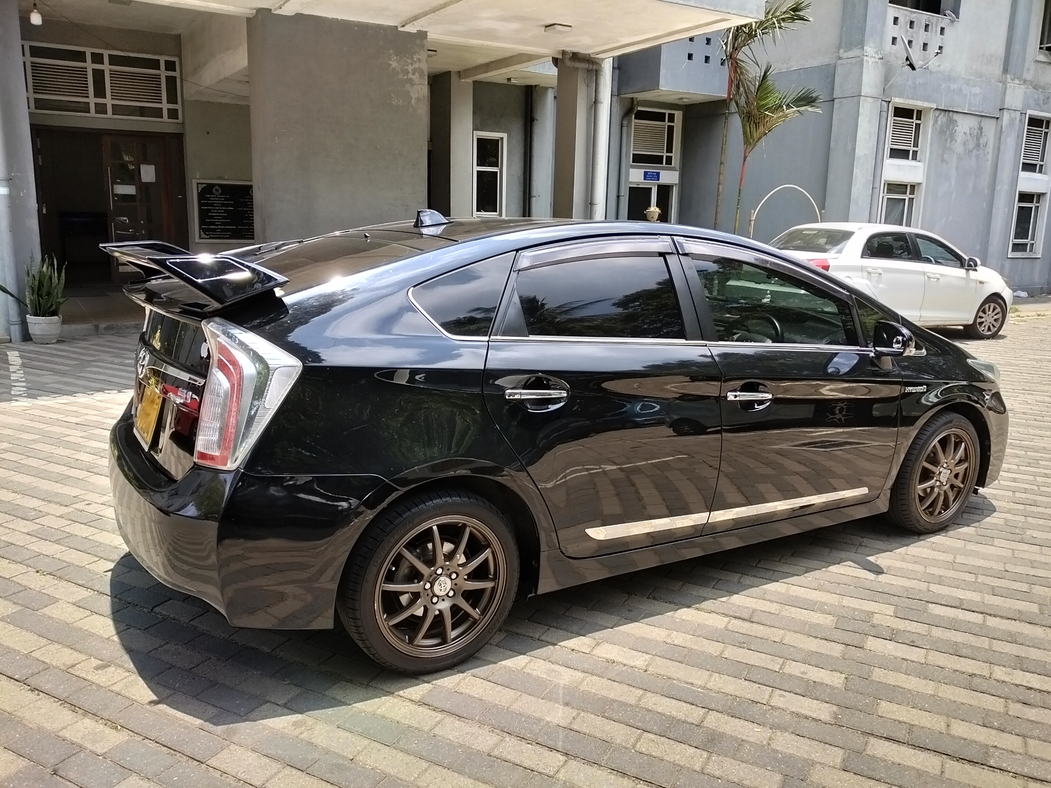 Advertisement image 6