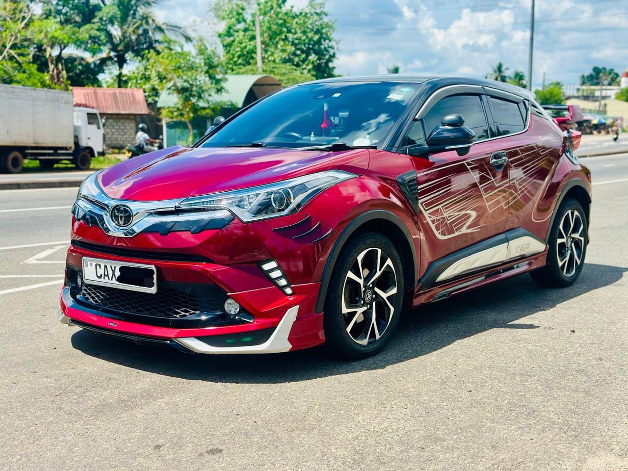 Toyota CHR 2017 - Used SUV sale in Sri Lanka - patpat.lk
