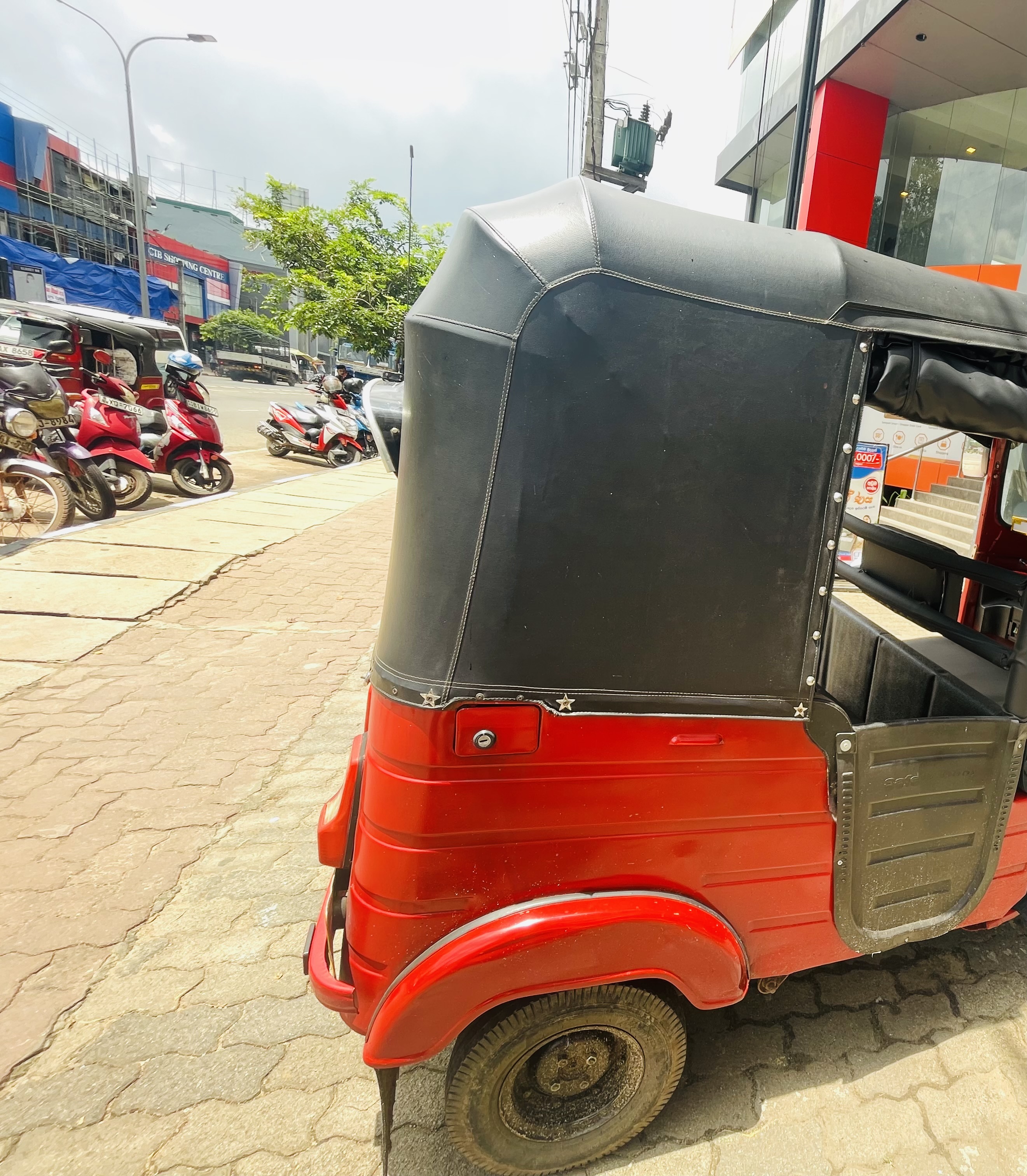 Bajaj Three Wheel 2010 - பயன்படுத்தப்பட்டது முச்சக்கர வண்டி sale in Sri Lanka - patpat.lk