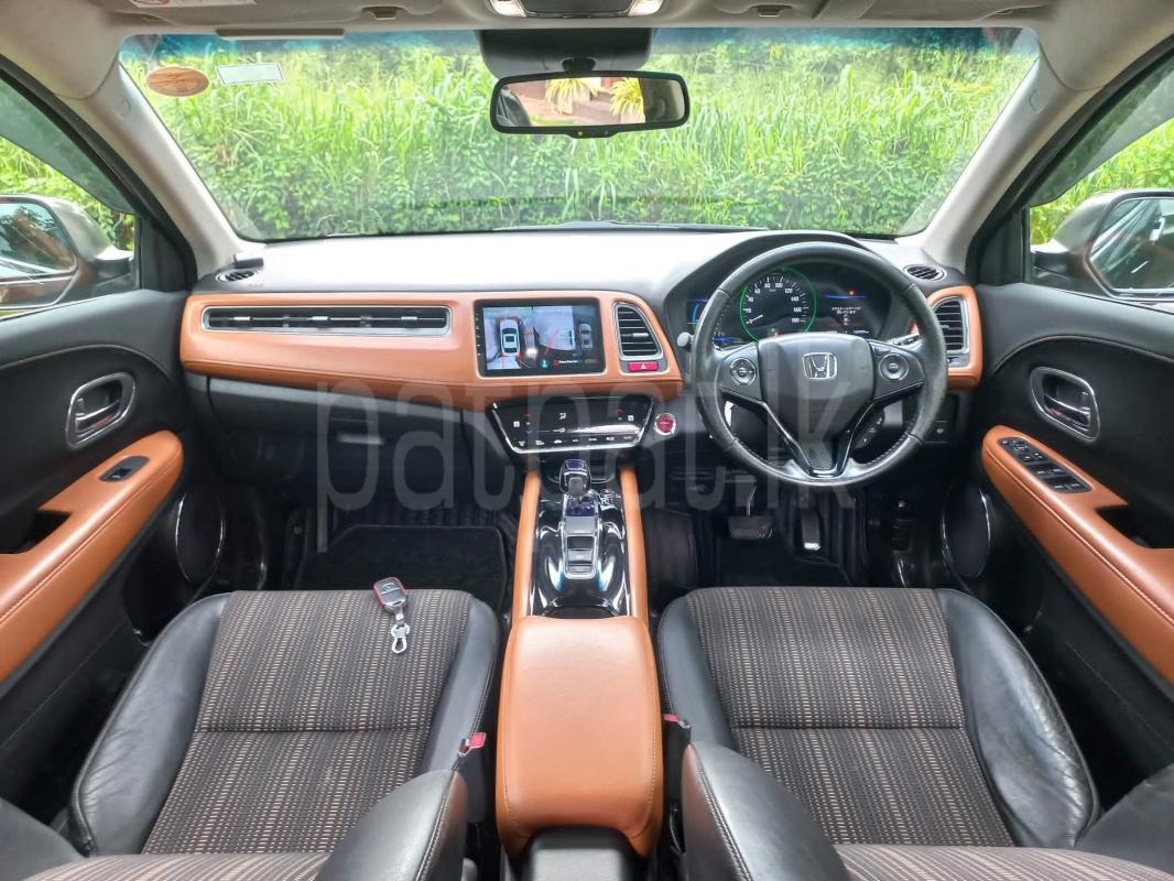 Honda Vezel 2015 - பயன்படுத்தப்பட்டது SUV sale in Sri Lanka - patpat.lk