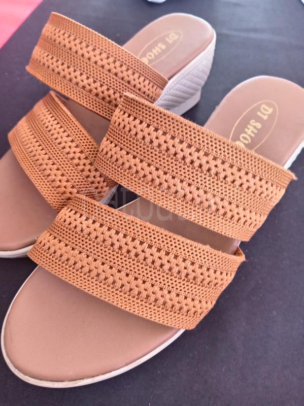 Ladies shoes
