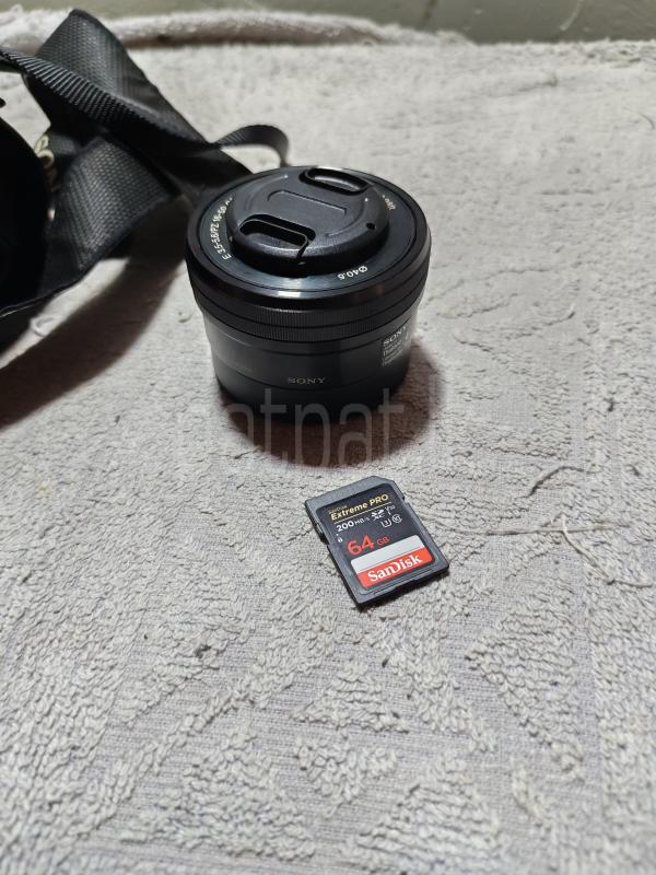Sony A6000 Mirrorless Camera