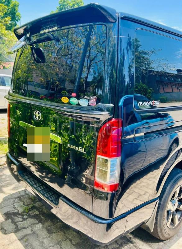 Toyota Hiace 2017 - Used Van sale in Sri Lanka - patpat.lk