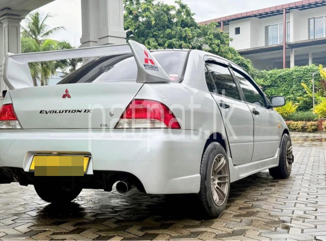 Advertisement image 4