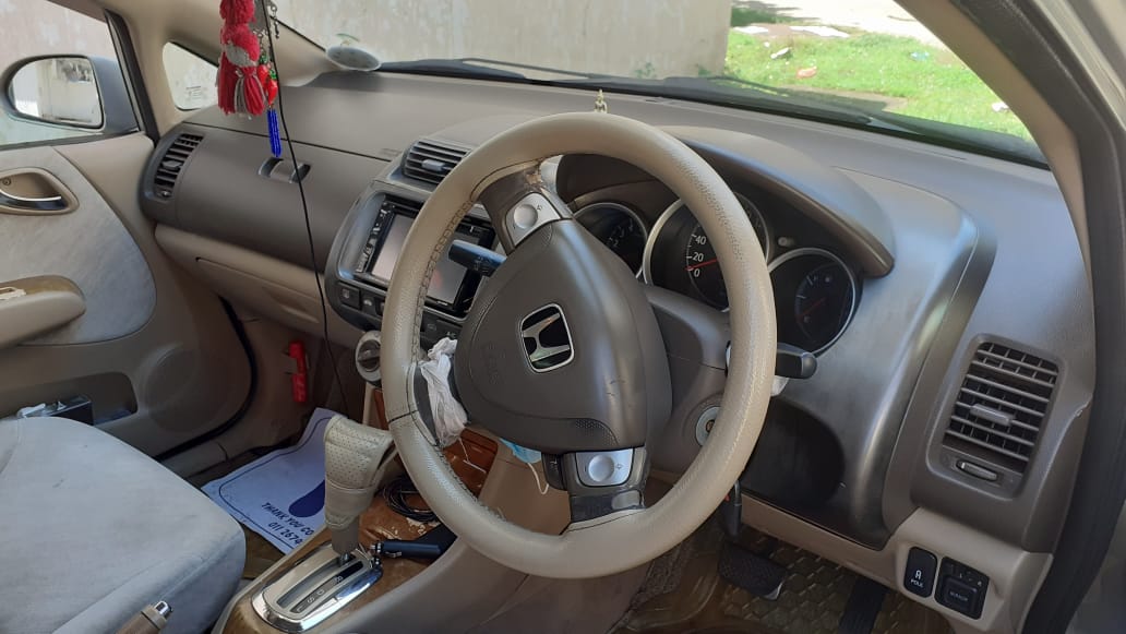 Honda Fit 2002 - பயன்படுத்தப்பட்டது கார் sale in Sri Lanka - patpat.lk