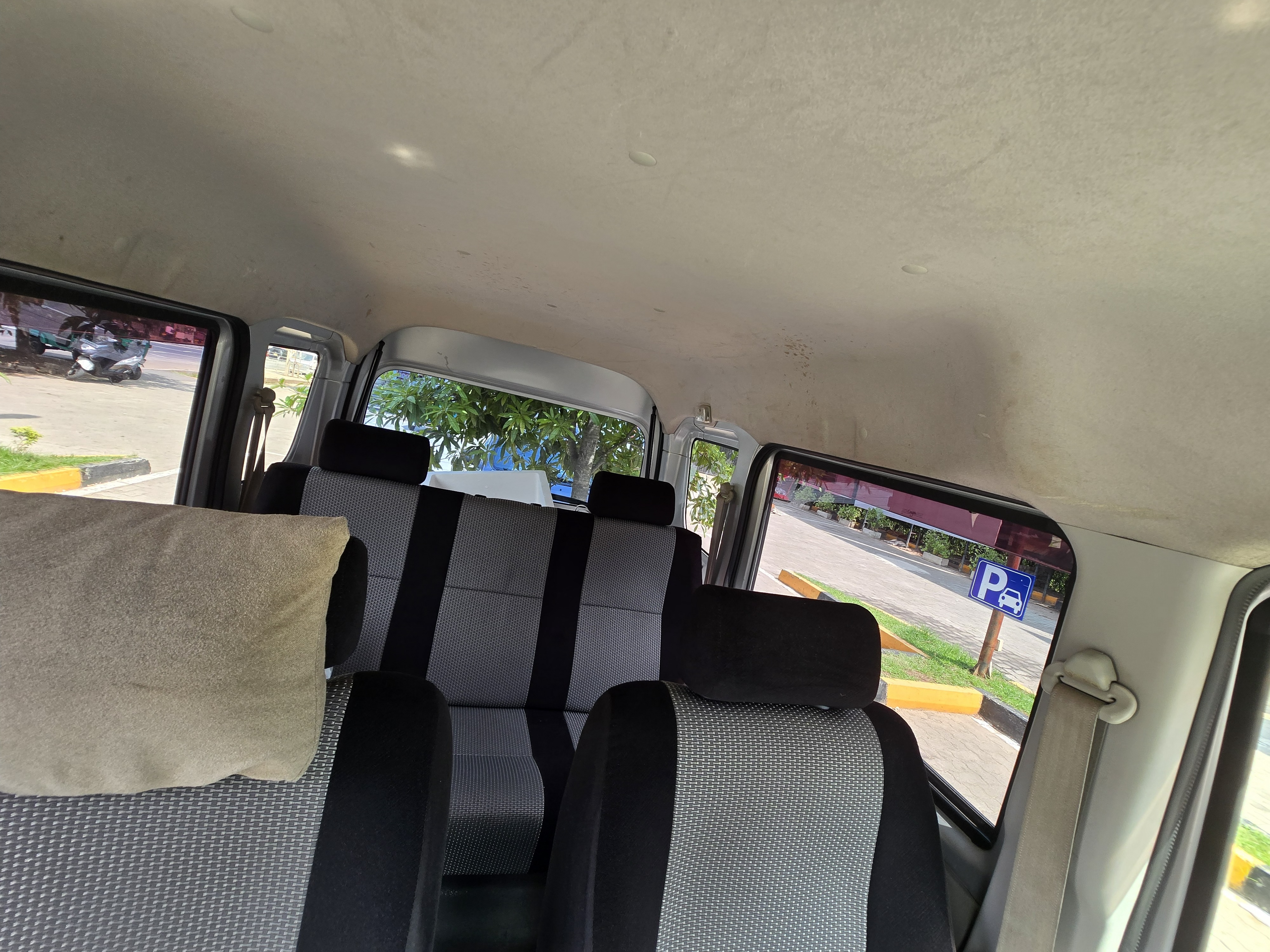 Mitsubishi Minicab 2016 - Used Van sale in Sri Lanka - patpat.lk