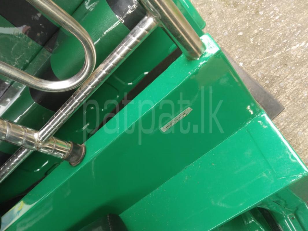 Bajaj 4 stroke 2015 - භාවිතා කරන ලද ත්‍රිරෝද රථය sale in Sri Lanka - patpat.lk