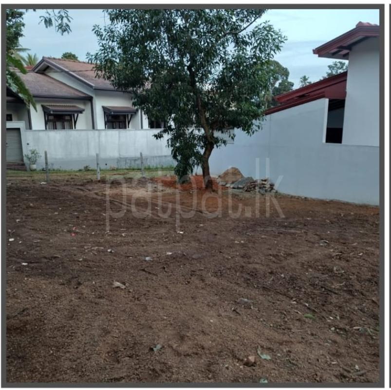 Residential Land for Sale in Athurugiriya