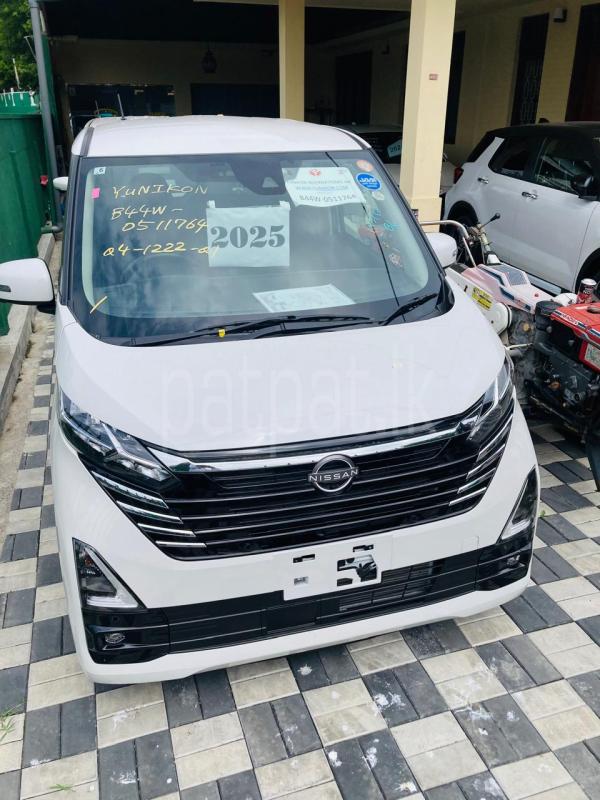 Nissan Dayz 2025 - අලුත් කාර් sale in Sri Lanka - patpat.lk