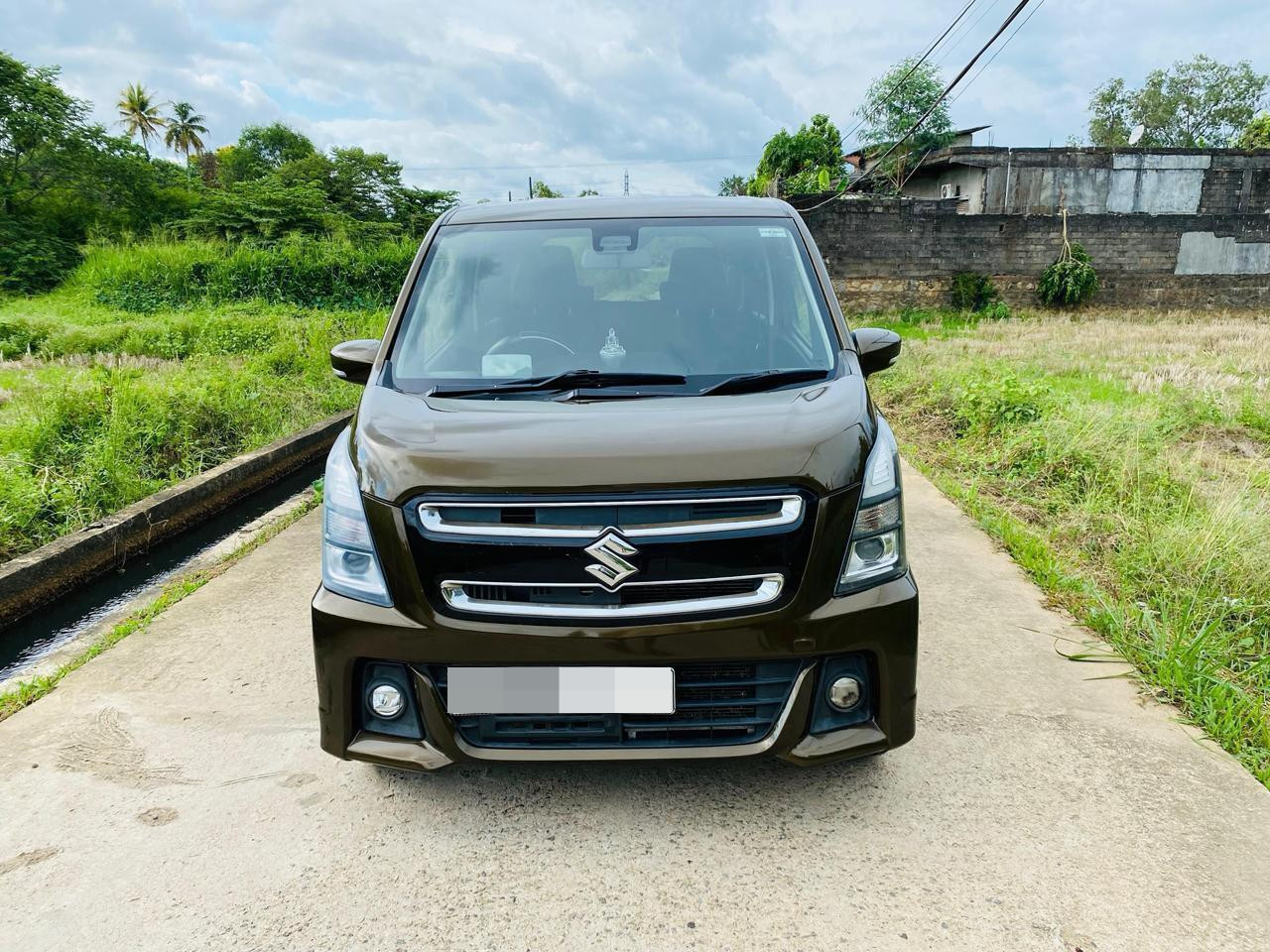 Suzuki Wagon R 2018 - Used Car sale in Sri Lanka - patpat.lk