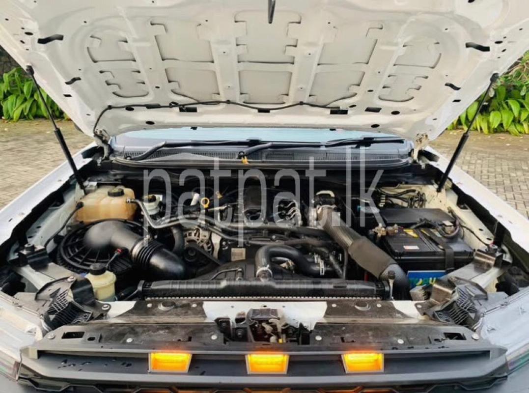 Advertisement image 6