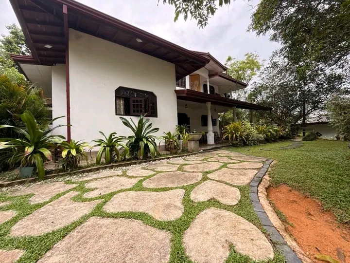 House for Sale in Karapitiya