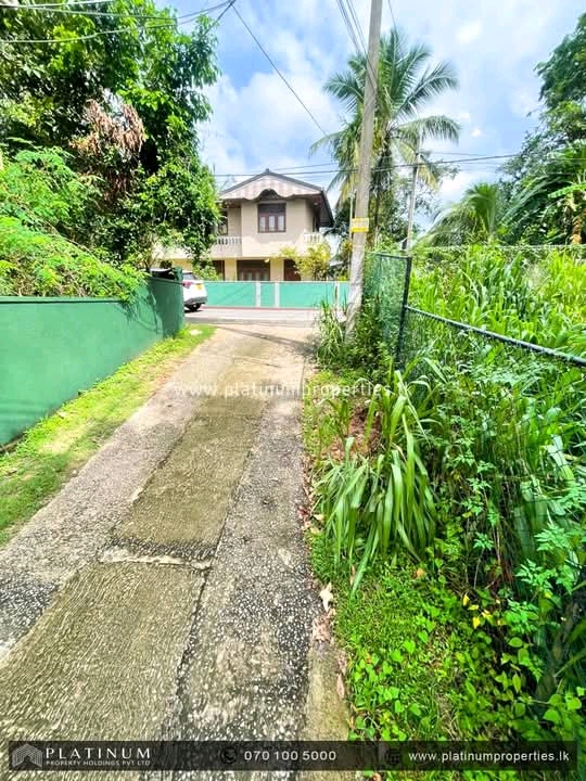 Commercial Land for Sale in Pannipitiya