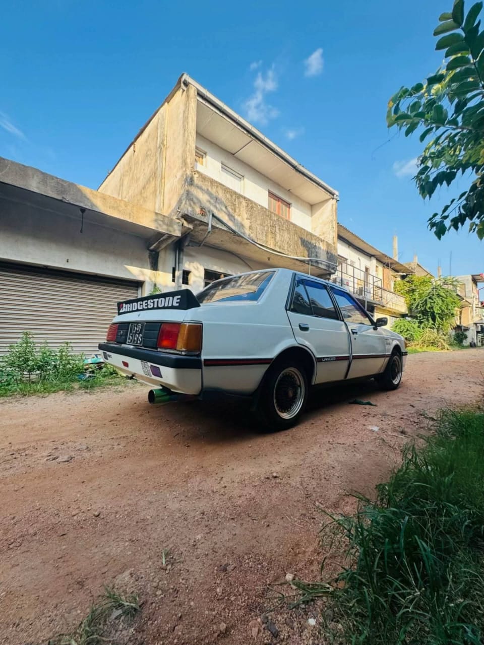Mitsubishi Lancer 1981 - பயன்படுத்தப்பட்டது கார் sale in Sri Lanka - patpat.lk