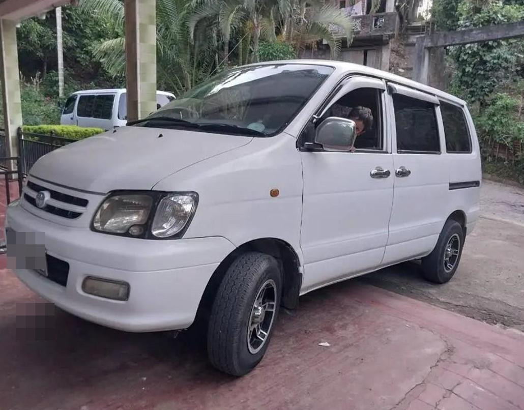 Toyota TownAce 2000 - பயன்படுத்தப்பட்டது வேன் sale in Sri Lanka - patpat.lk