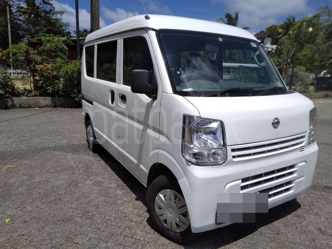 Nissan Clipper 2017 - பயன்படுத்தப்பட்டது வேன் sale in Sri Lanka - patpat.lk