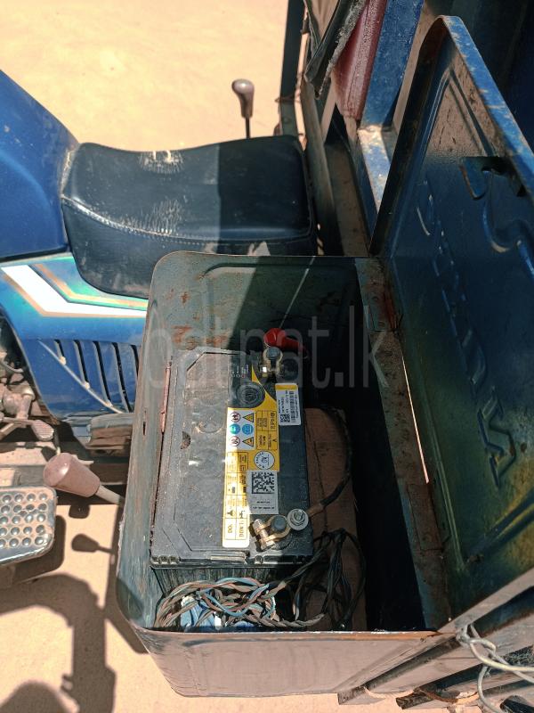 Advertisement image 6