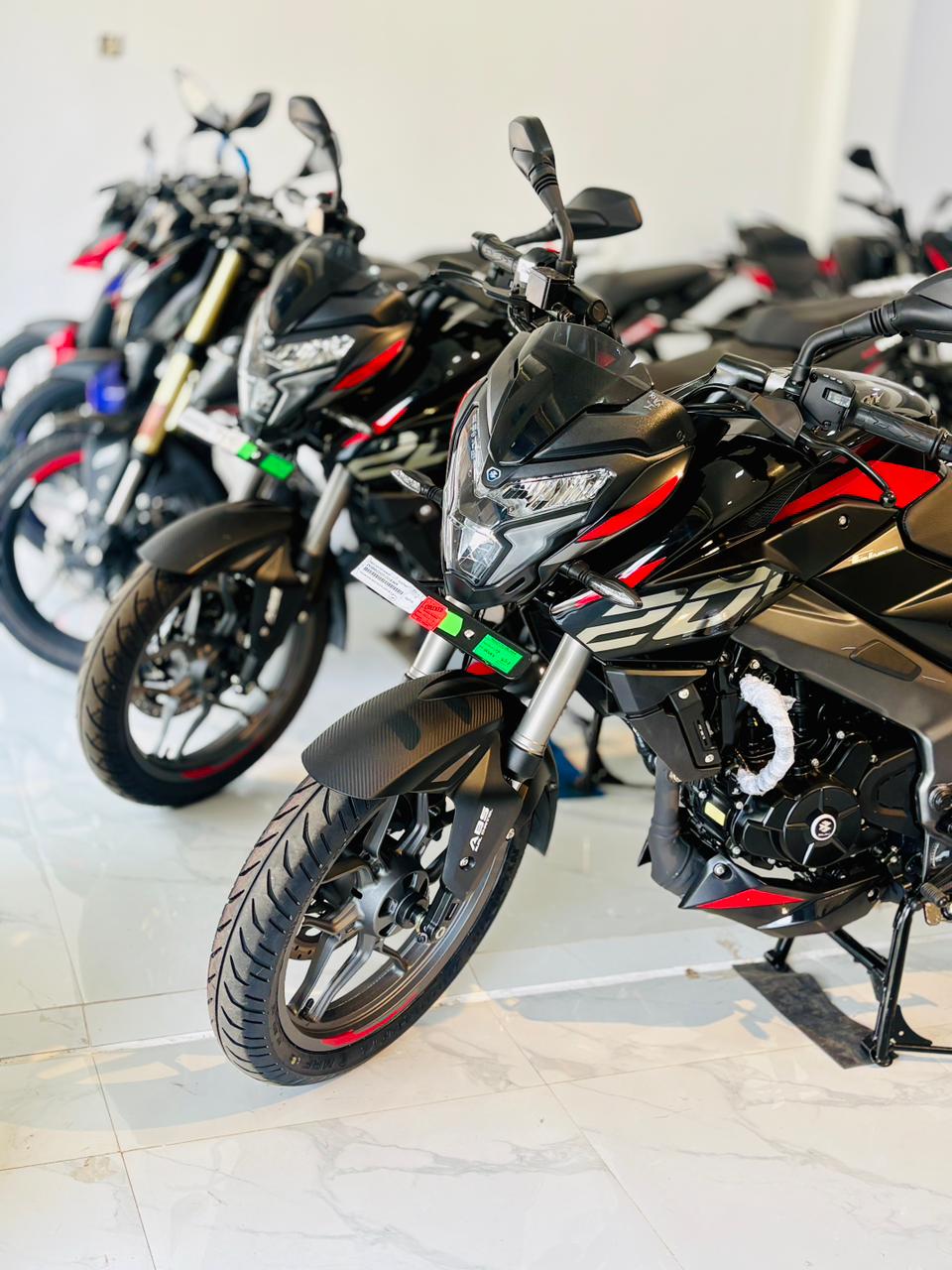 Bajaj Pulsar 2026 - Reconditioned Bike sale in Sri Lanka - patpat.lk