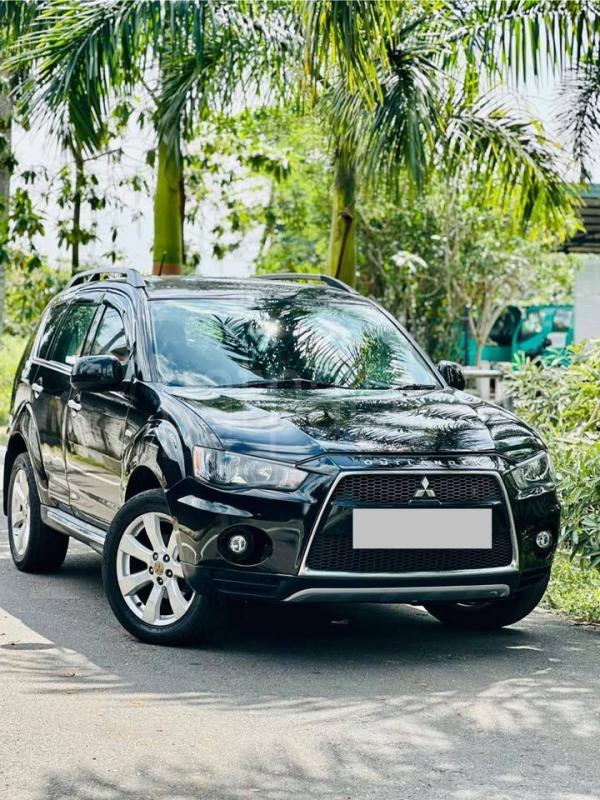 Mitsubishi Outlander 2011 - Used SUV sale in Sri Lanka - patpat.lk
