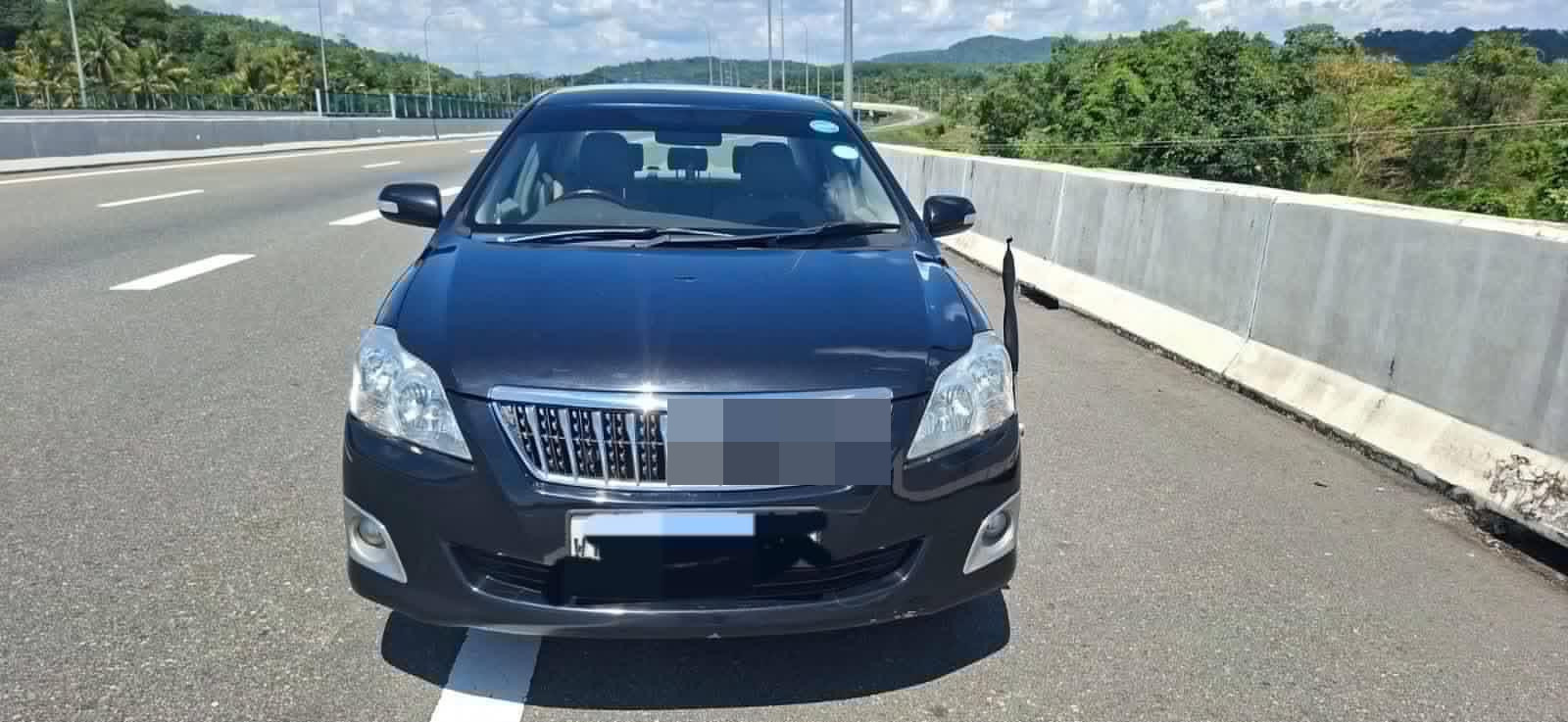 Toyota Premio 2010 ads-image-1