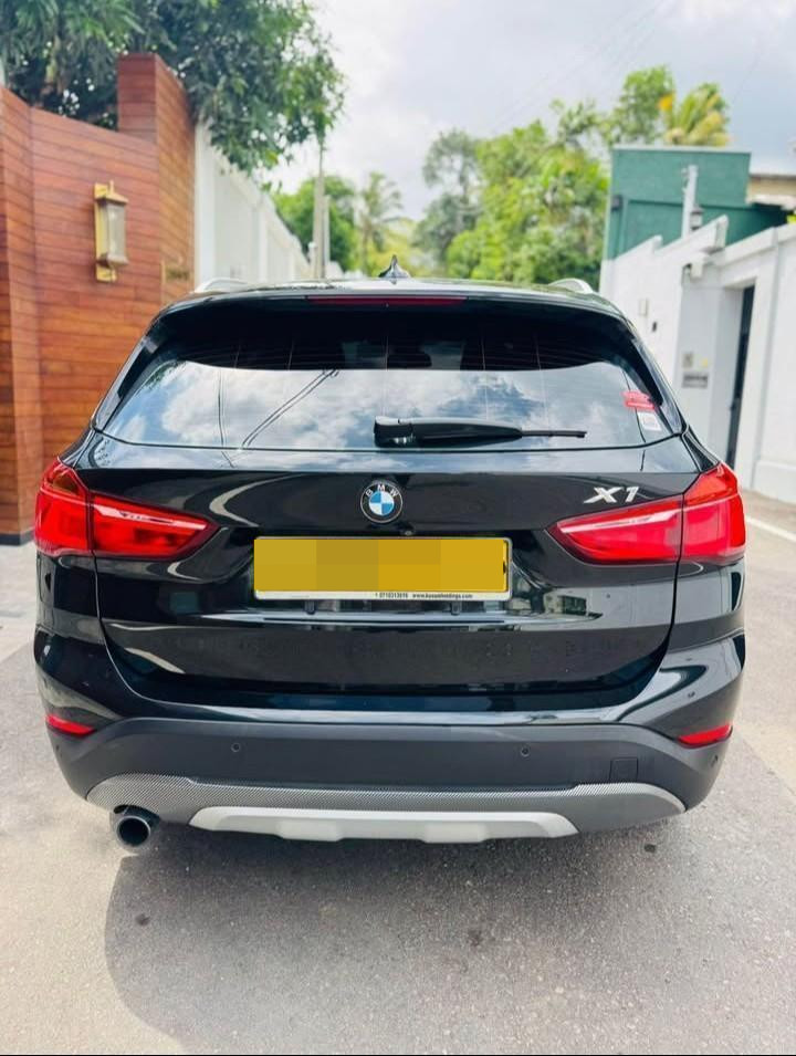 BMW x1 2018 - பயன்படுத்தப்பட்டது SUV sale in Sri Lanka - patpat.lk