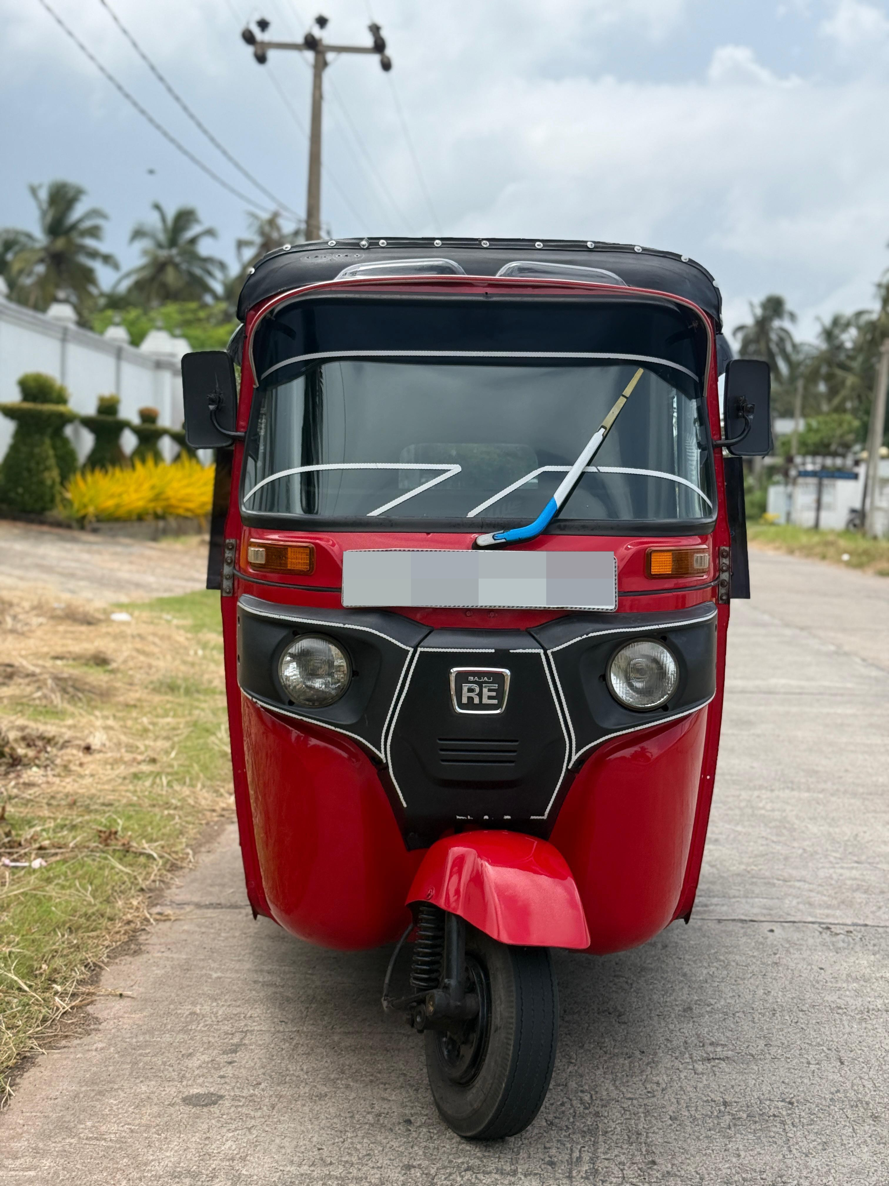Bajaj 4 stroke 2014 - பயன்படுத்தப்பட்டது முச்சக்கர வண்டி sale in Sri Lanka - patpat.lk