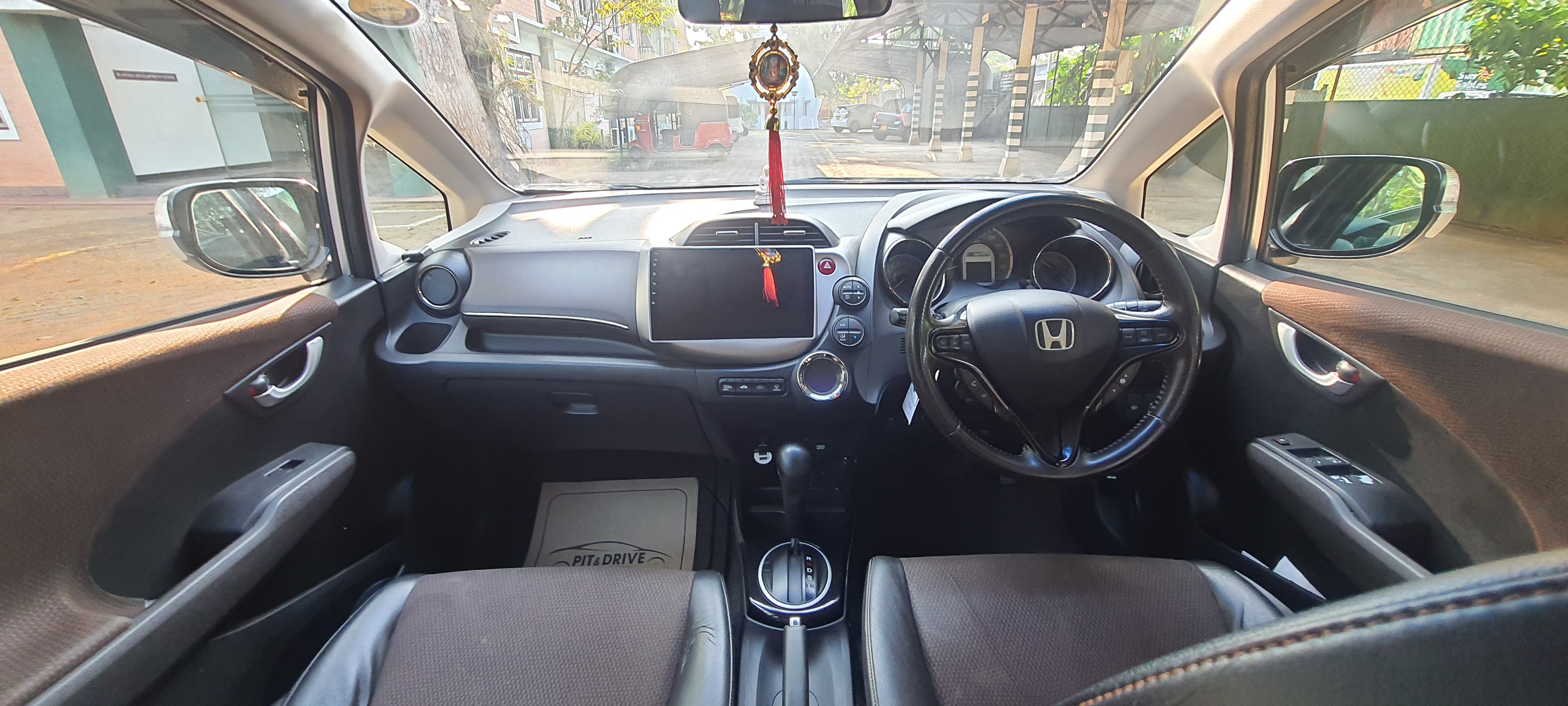 Honda Shuttle 2011 - Used Car sale in Sri Lanka - patpat.lk