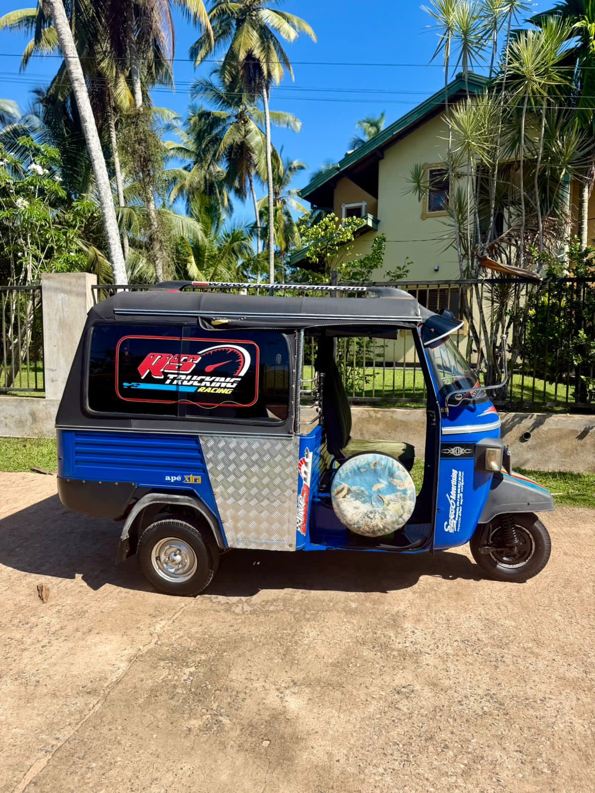 Piaggio Three Wheel 2014 - Used Three wheeler sale in Sri Lanka - patpat.lk