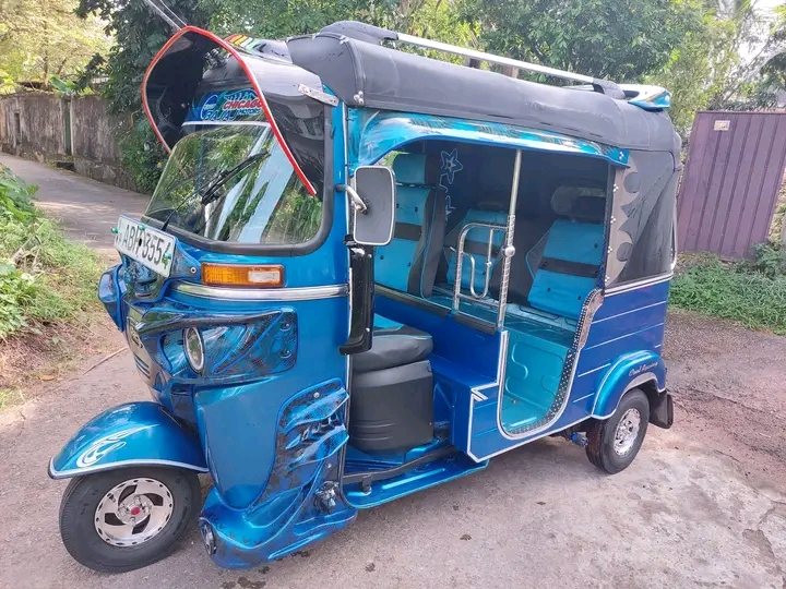 Bajaj Three Wheel 2016 - Used Three wheeler sale in Sri Lanka - patpat.lk