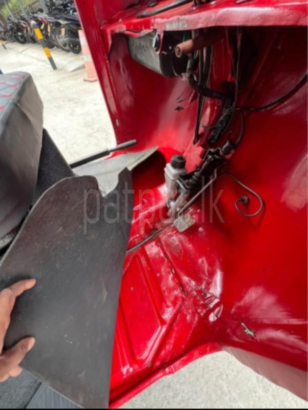 Advertisement image 4