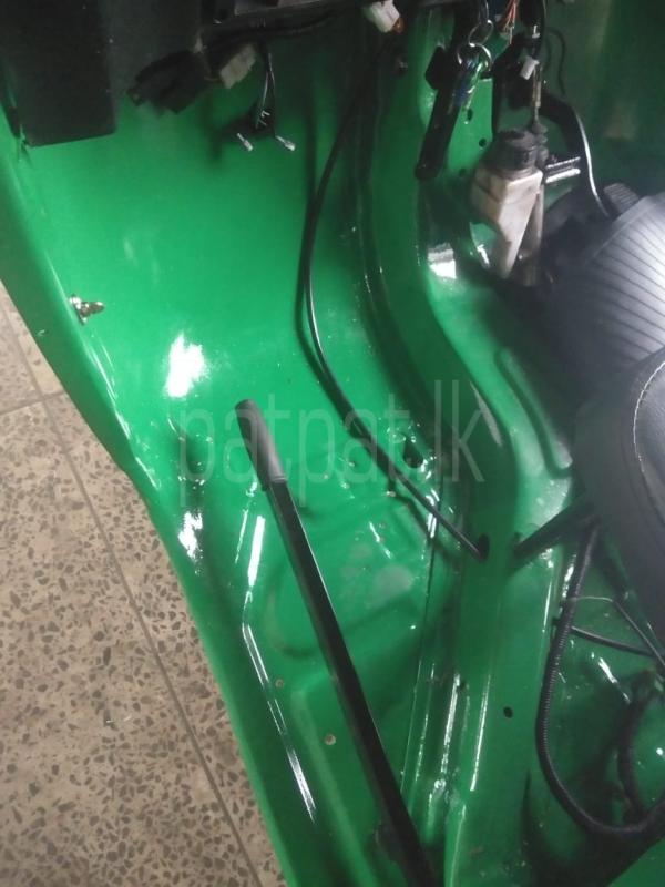 Bajaj Three Wheel 2010 - Used Three wheeler sale in Sri Lanka - patpat.lk