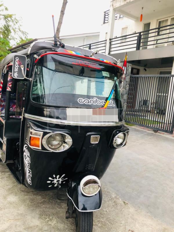Bajaj 4 stroke 2011 - Used Three wheeler sale in Sri Lanka - patpat.lk