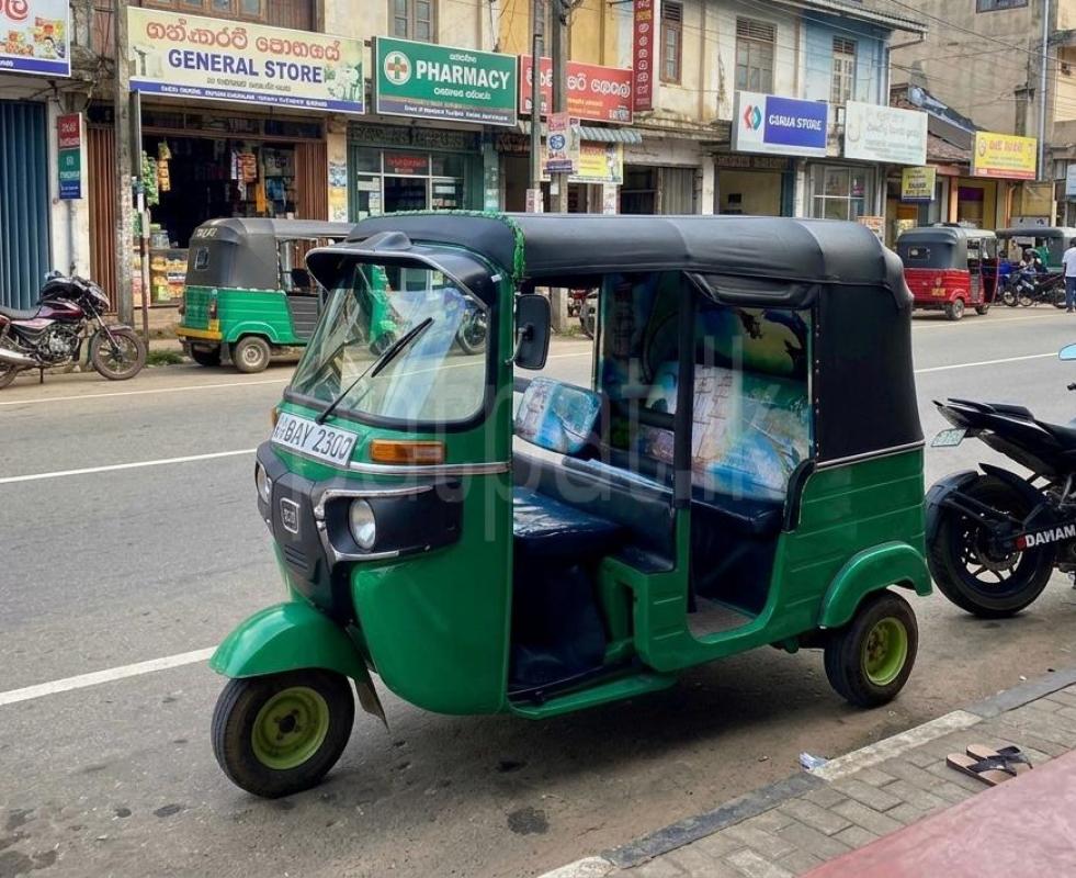 Bajaj Three Wheel 2010 - Used Three wheeler sale in Sri Lanka - patpat.lk
