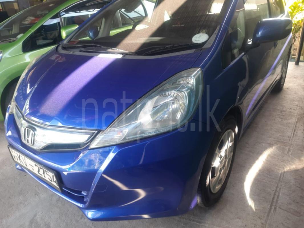 Honda Fit 2011 - பயன்படுத்தப்பட்டது கார் sale in Sri Lanka - patpat.lk