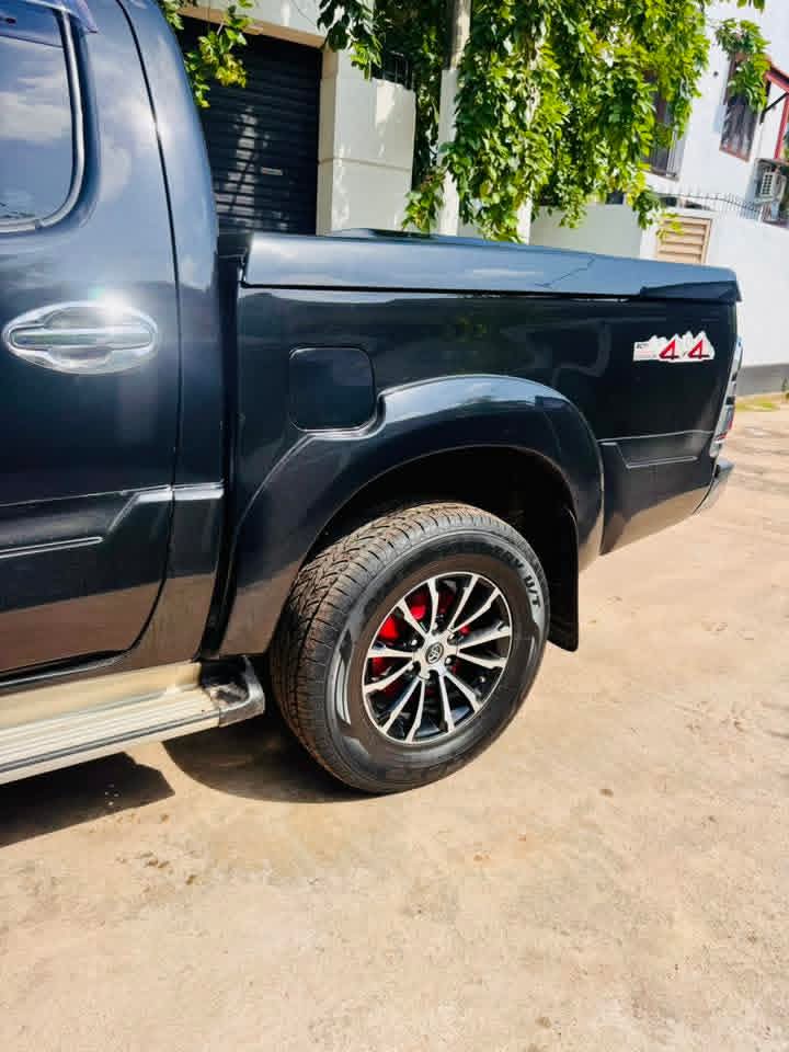Toyota Hilux champ 2014 - Used Pick-up  sale in Sri Lanka - patpat.lk