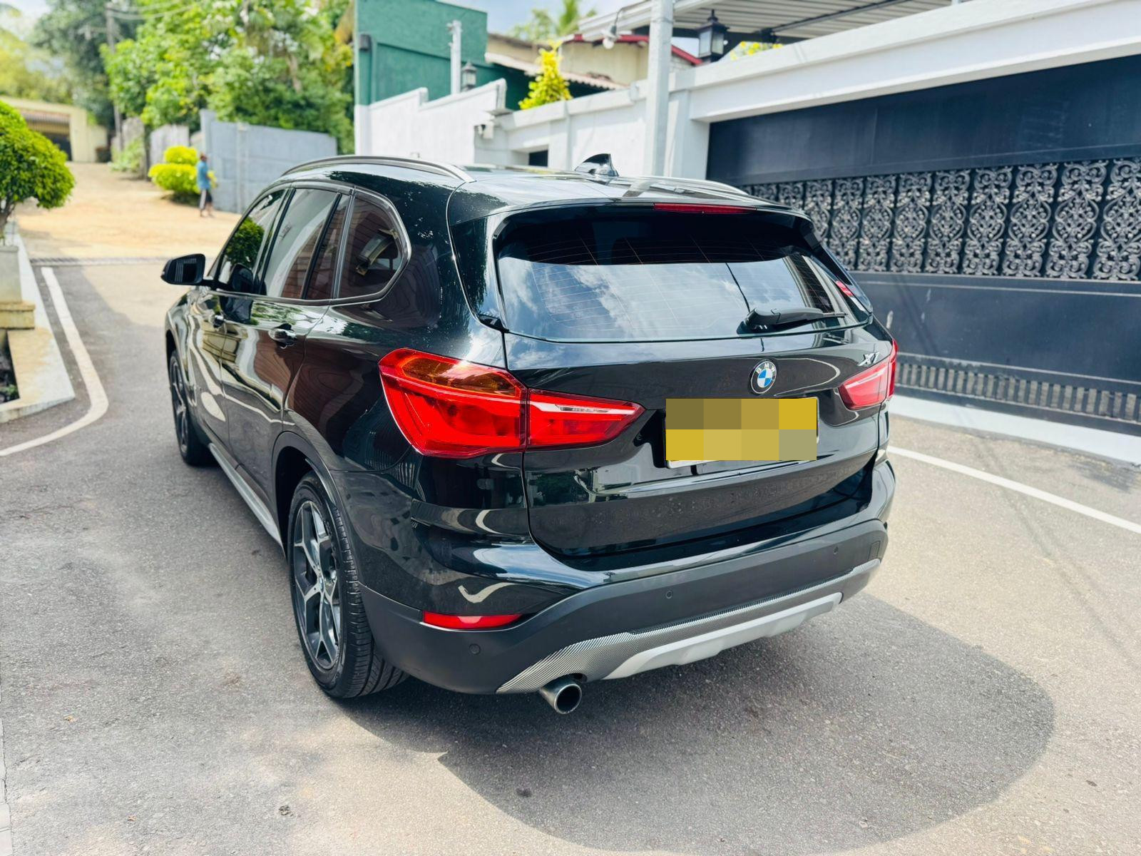 BMW x1 2018 - பயன்படுத்தப்பட்டது SUV sale in Sri Lanka - patpat.lk