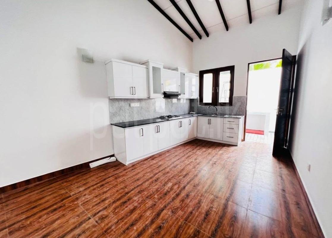 House for Sale in Athurugiriya ads-image-1