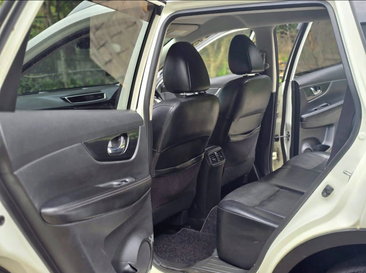 Nissan X Trail 2015 - Used SUV sale in Sri Lanka - patpat.lk