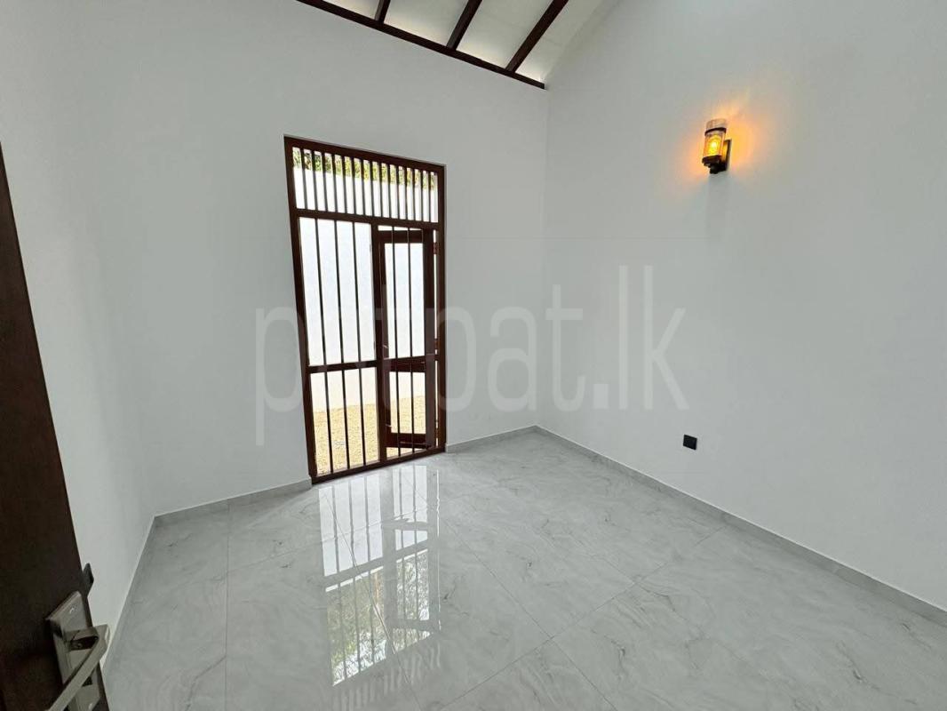 House for Sale in Battaramulla ads-image-1