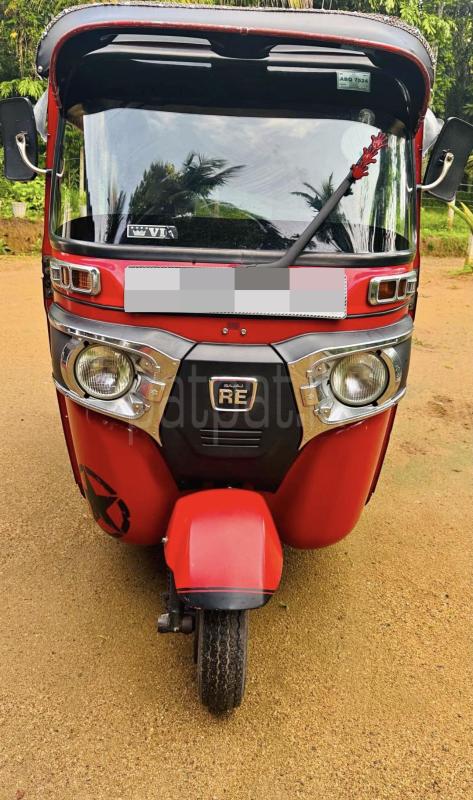 Bajaj Three Wheel 2017 - பயன்படுத்தப்பட்டது முச்சக்கர வண்டி sale in Sri Lanka - patpat.lk