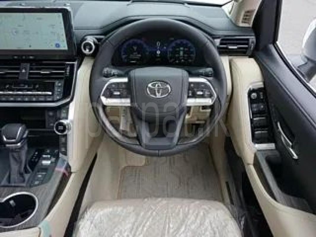 Advertisement image 4