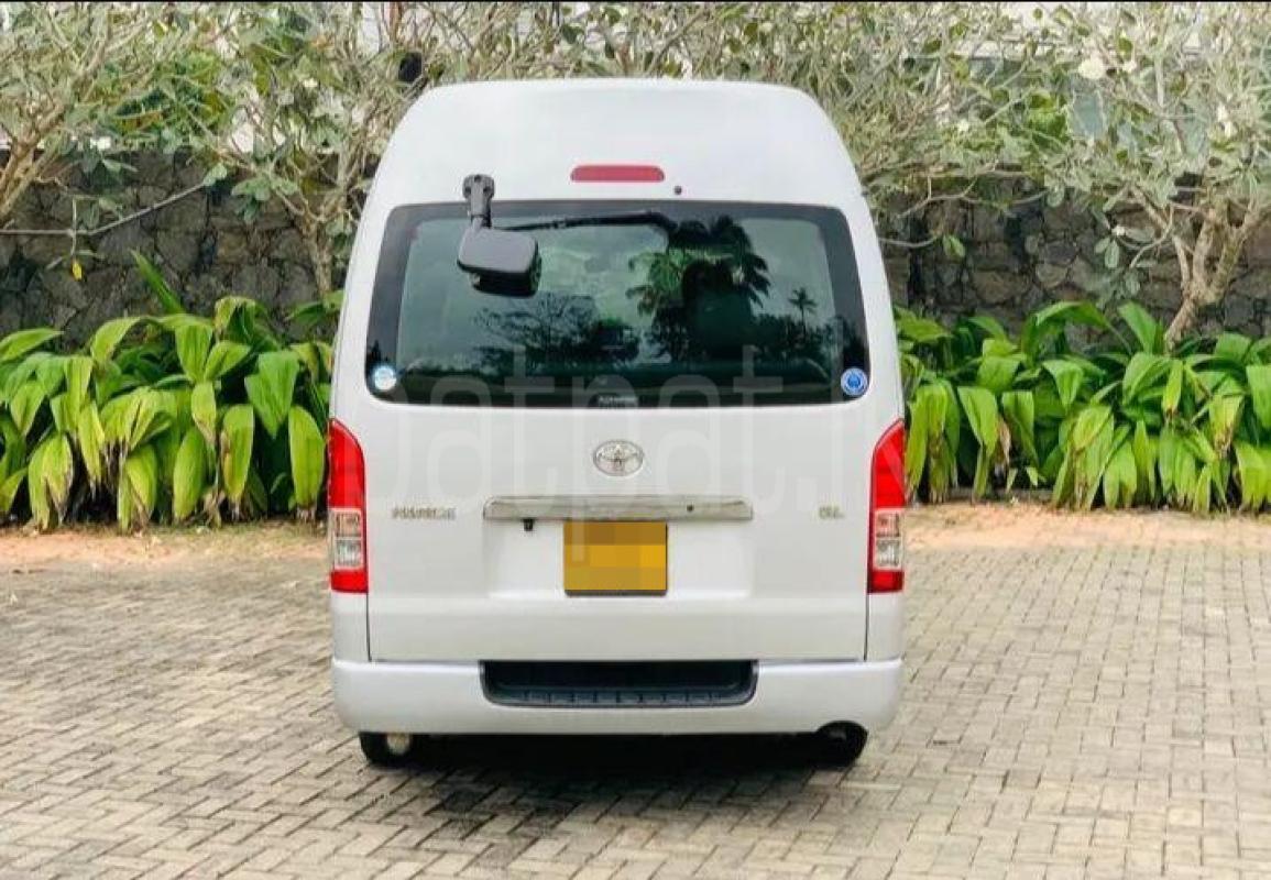 Advertisement image 6