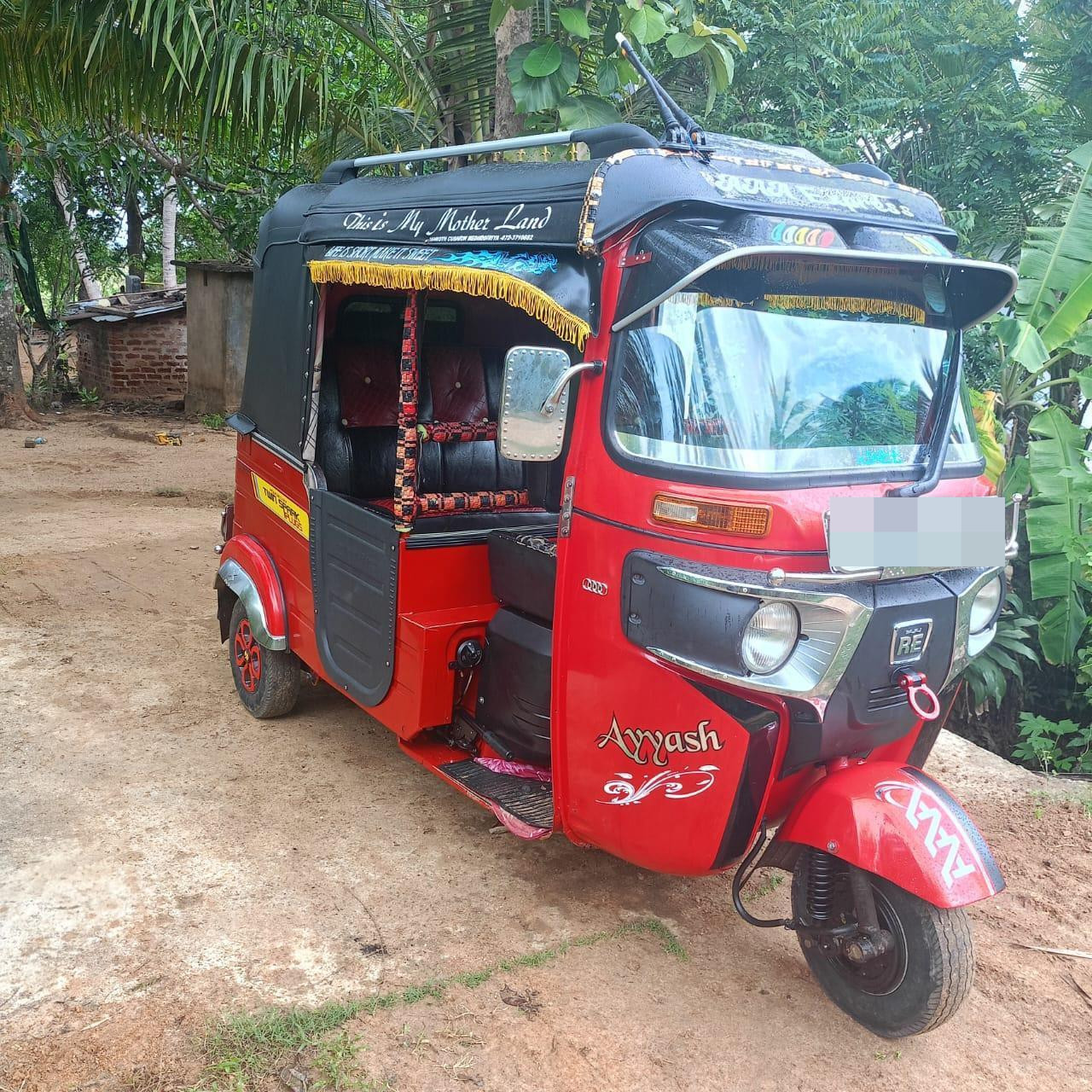 Bajaj Three Wheel 2015 - Used Three wheeler sale in Sri Lanka - patpat.lk