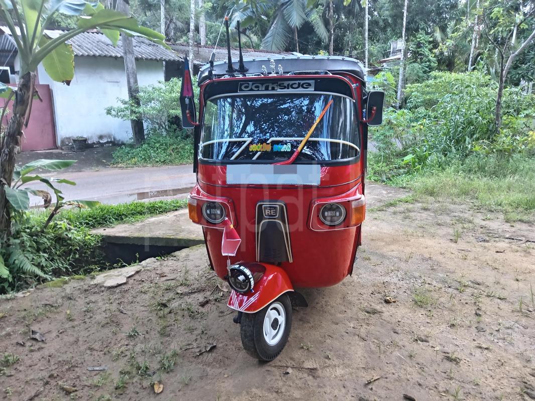 Bajaj Three Wheel 2012 - பயன்படுத்தப்பட்டது முச்சக்கர வண்டி sale in Sri Lanka - patpat.lk