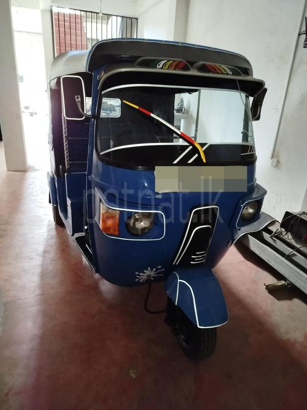 Bajaj Three Wheel 2012 - பயன்படுத்தப்பட்டது முச்சக்கர வண்டி sale in Sri Lanka - patpat.lk