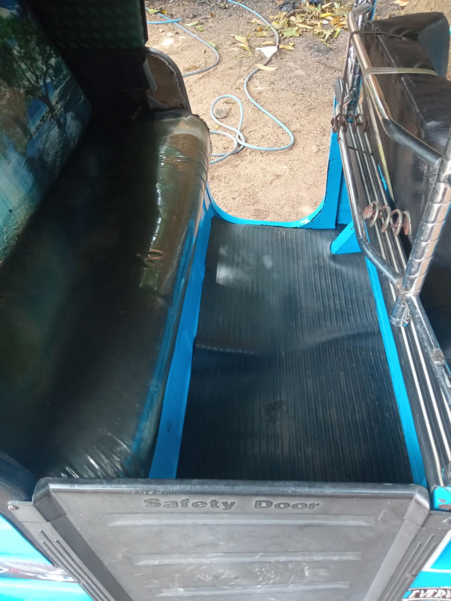 Bajaj Three Wheel 2005 - பயன்படுத்தப்பட்டது முச்சக்கர வண்டி sale in Sri Lanka - patpat.lk