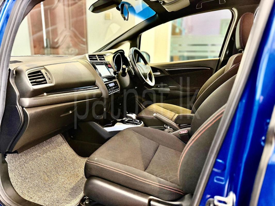 Honda Fit 2016 - Used Car sale in Sri Lanka - patpat.lk