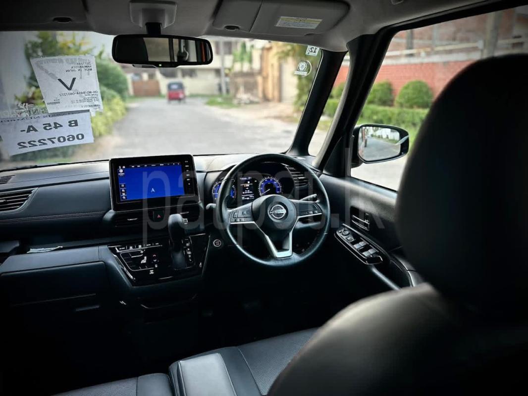 Advertisement image 6